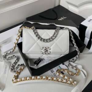 Chanel 19 Wallet On Chain White In Sliver Hardware