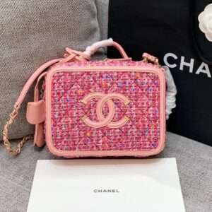 Chanel Filigree Vanity Case Bag Pink